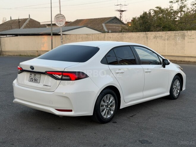 Toyota Corolla 2024, 75,000 km - 1.8 л - Bakı