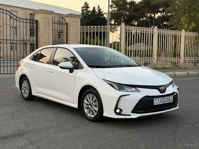 Toyota Corolla 2024, 75,000 km - 1.8 л - Bakı