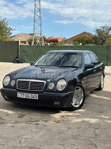 Mercedes E 280 1999, 260,000 km - 2.8 l - Bakı