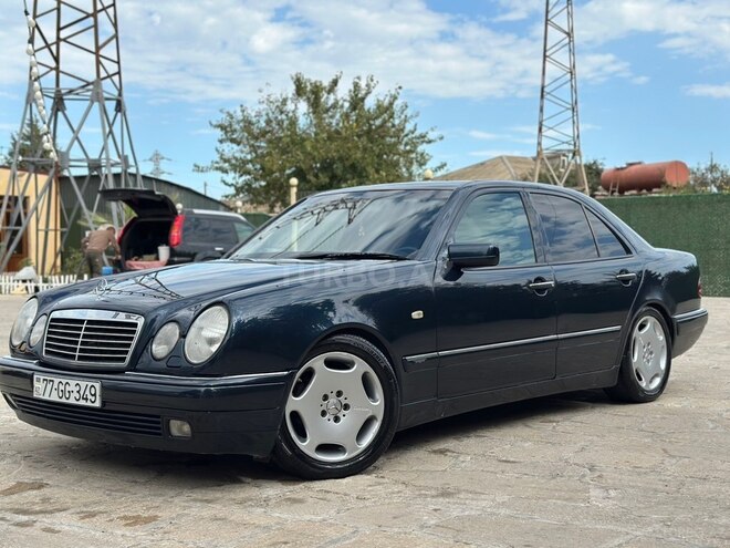 Mercedes E 280 1999, 260,000 km - 2.8 l - Bakı