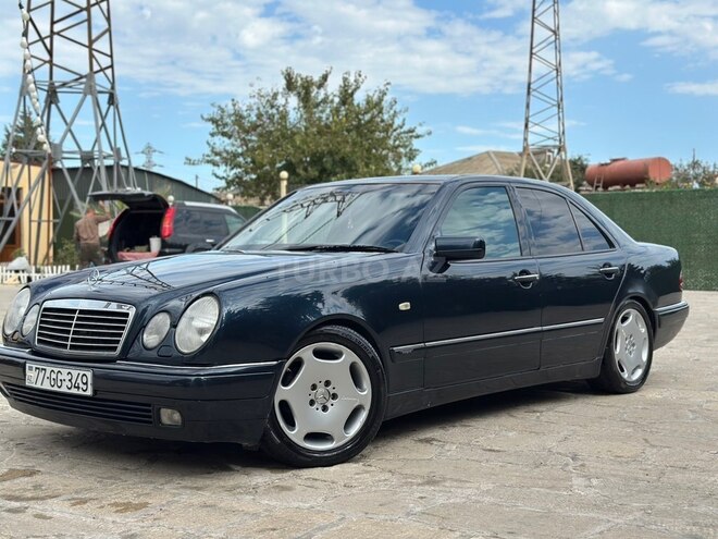 Mercedes E 280 1999, 260,000 km - 2.8 l - Bakı