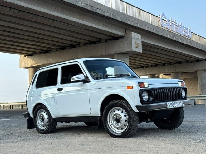 LADA (VAZ) Niva 2015, 180,000 km - 1.7 l - Lerik