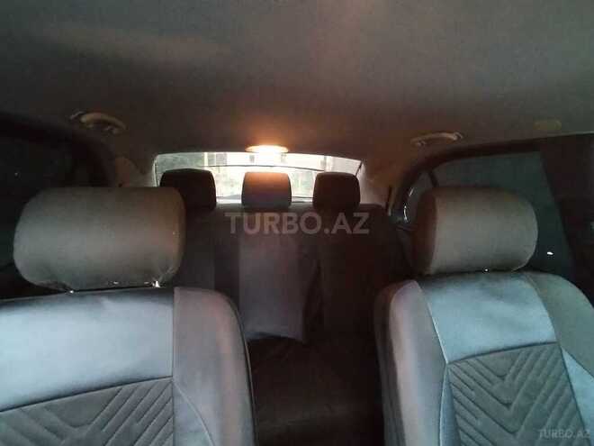 Mercedes E 220 2001, 569,738 km - 2.2 l - Qazax
