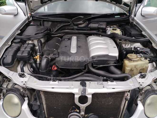 Mercedes E 220 2001, 569,738 km - 2.2 l - Qazax
