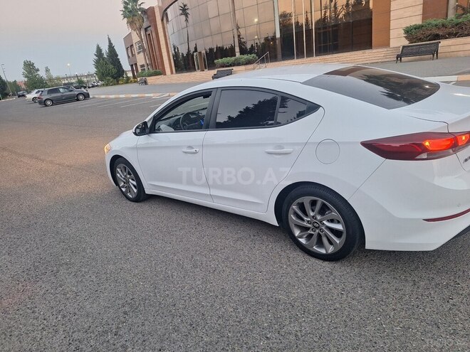 Hyundai Avante 2016, 132,766 km - 1.6 л - İmişli