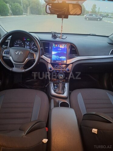 Hyundai Avante 2016, 132,766 km - 1.6 л - İmişli