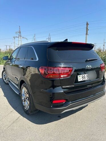 Kia Sorento 2018, 169,400 km - 2.0 l - Göyçay