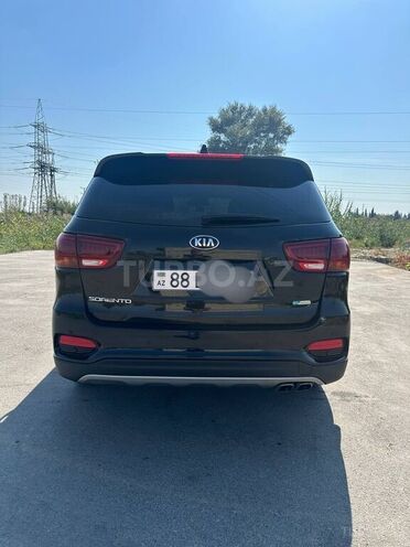 Kia Sorento 2018, 169,400 km - 2.0 l - Göyçay