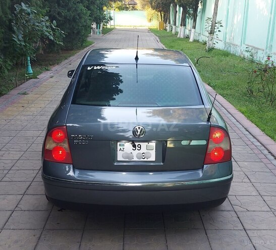 Volkswagen Passat 2003, 247,853 km - 1.8 l - Bakı