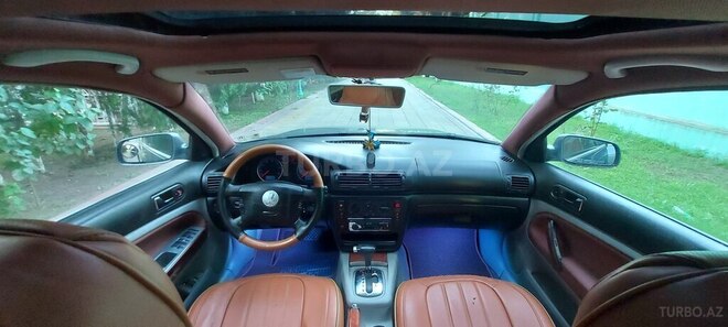 Volkswagen Passat 2003, 247,853 km - 1.8 l - Bakı
