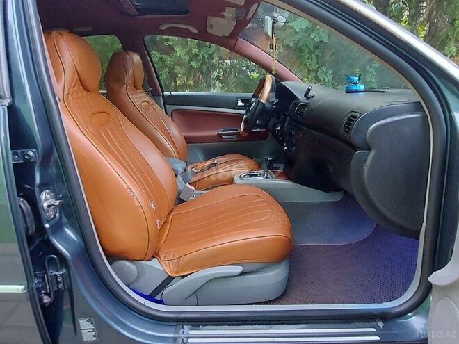 Volkswagen Passat 2003, 247,853 km - 1.8 l - Bakı