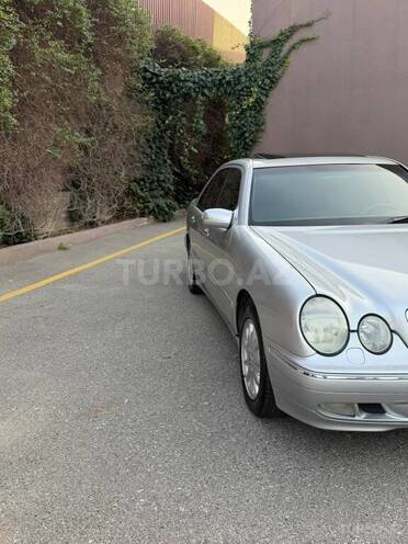 Mercedes E 240 1999, 373,000 km - 2.4 l - Bakı