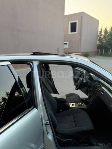 Mercedes E 240 1999, 373,000 km - 2.4 l - Bakı