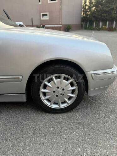 Mercedes E 240 1999, 373,000 km - 2.4 l - Bakı