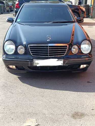Mercedes E 320 2000, 247,300 km - 3.2 l - Bakı