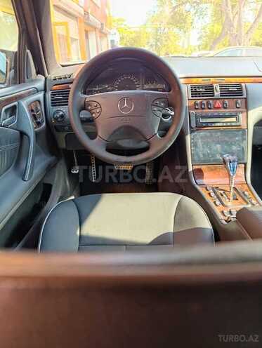Mercedes E 320 2000, 247,300 km - 3.2 l - Bakı