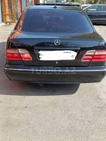 Mercedes E 320 2000, 247,300 km - 3.2 l - Bakı