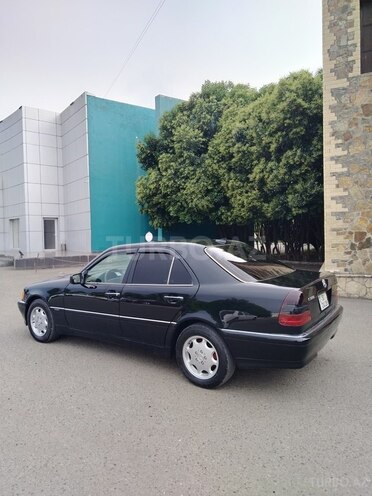 Mercedes C 230 1997, 256,458 km - 2.3 l - Qazax