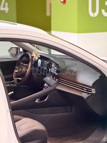 Hyundai Elantra 2023, 60,500 km - 2.0 l - Bakı