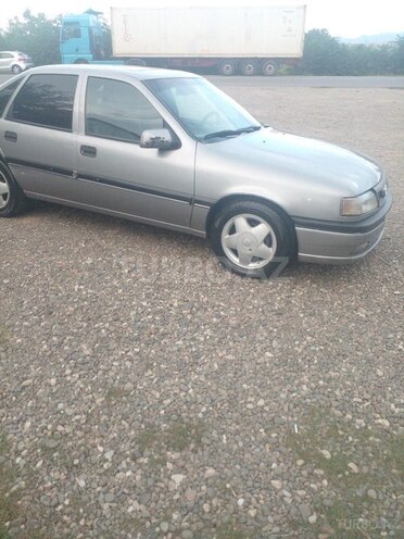 Opel Vectra 1995, 45,000 km - 2.0 l - Ağstafa