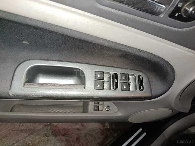 Volkswagen Passat 2003, 238,000 km - 1.8 l - Bakı