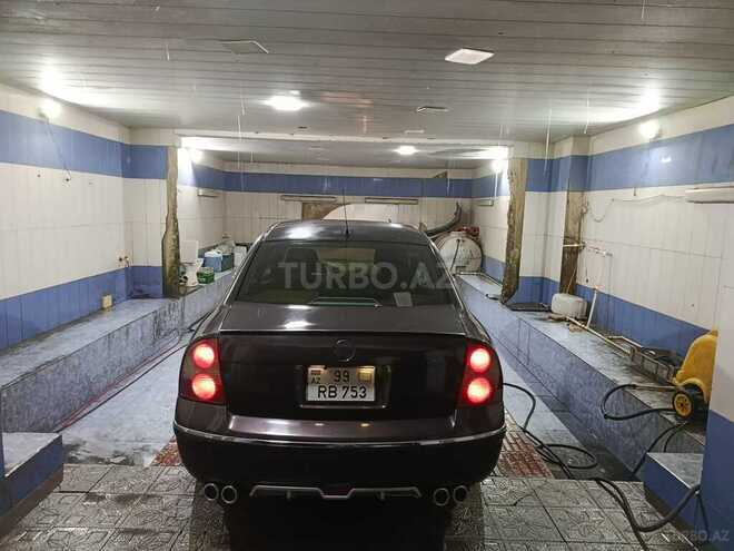 Volkswagen Passat 2003, 238,000 km - 1.8 l - Bakı