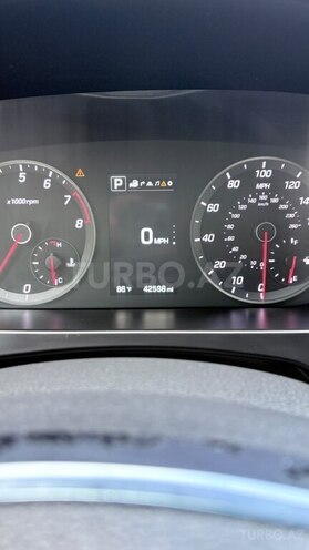 Hyundai Sonata 2015, 67,592 km - 2.0 л - Xudat