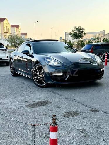 Porsche Panamera 4S 2018, 180,000 km - 2.9 l - Bakı