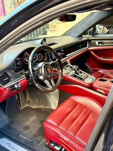 Porsche Panamera 4S 2018, 180,000 km - 2.9 l - Bakı