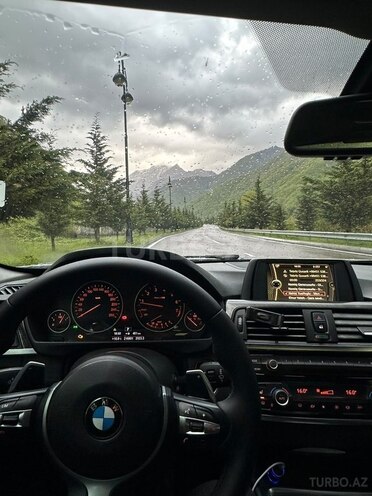 BMW 330 2015, 200,093 km - 2.0 l - Qəbələ