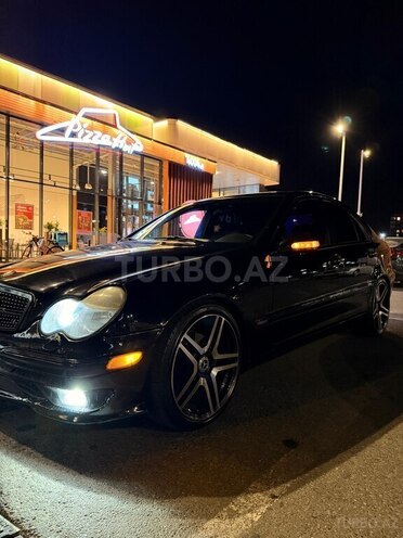 Mercedes C 240 2002, 278,559 km - 2.6 l - Sumqayıt