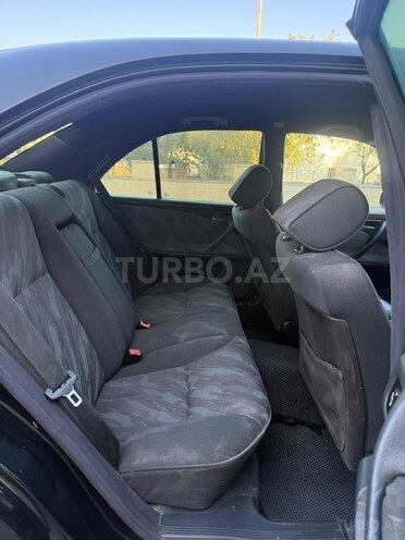 Mercedes E 240 2000, 410,523 km - 2.4 l - Bakı