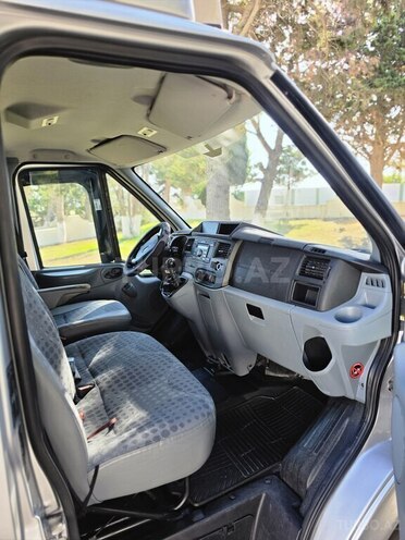 Ford Transit 2009, 241,000 km - 2.4 л - Bakı