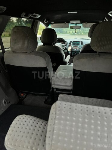 Mitsubishi Grandis 2003, 390,000 km - 2.4 l - Qusar