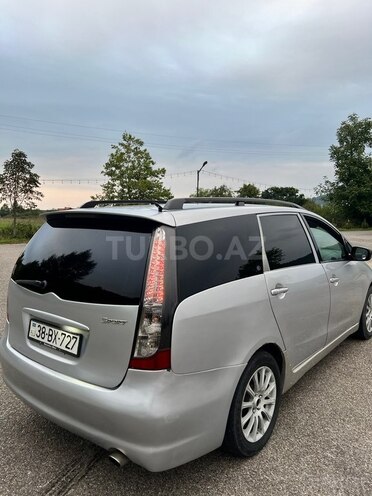 Mitsubishi Grandis 2003, 390,000 km - 2.4 l - Qusar