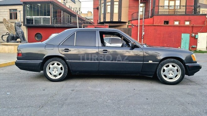 Mercedes 220 E 1994, 399,500 km - 2.2 l - Bakı