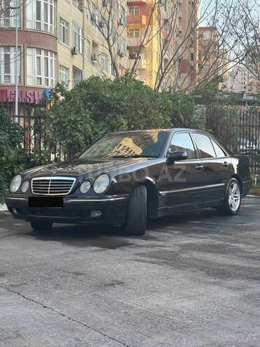 Mercedes E 240 2000, 356,000 km - 2.4 l - Bakı