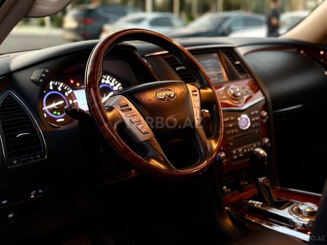Infiniti QX80 2017, 193,000 km - 5.6 l - Gəncə