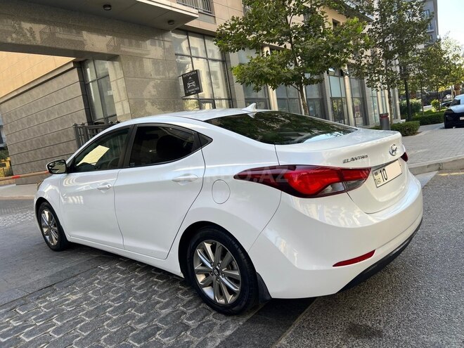 Hyundai Elantra 2015, 149,669 km - 1.8 l - Bakı