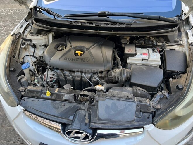Hyundai Elantra 2015, 149,669 km - 1.8 l - Bakı