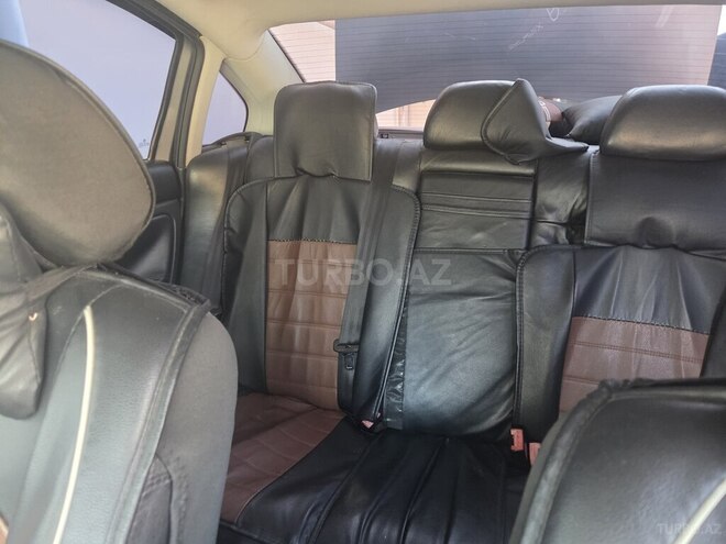 Volkswagen Passat 2002, 200,200 km - 1.8 l - Şəki