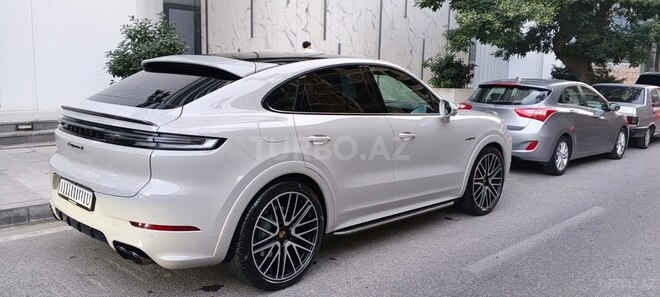 Porsche Cayenne E-hybrid Coupe 2023, 31,407 km - 3.0 l - Bakı