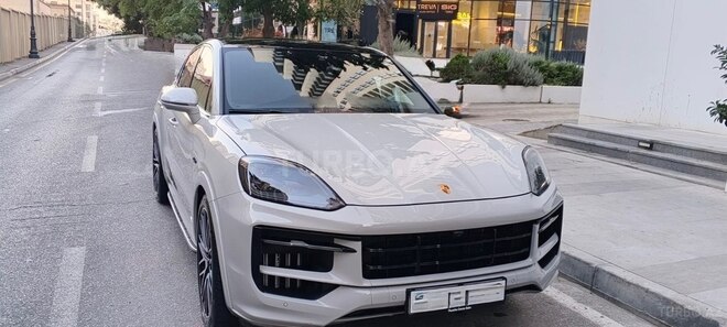 Porsche Cayenne E-hybrid Coupe 2023, 31,407 km - 3.0 l - Bakı