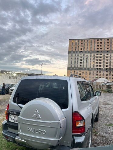 Mitsubishi Pajero 2002, 285,000 km - 3.0 l - Xırdalan