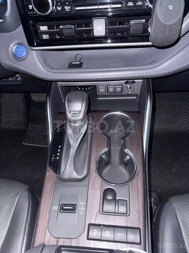 Toyota Highlander 2021, 99,500 km - 2.5 l - Bakı