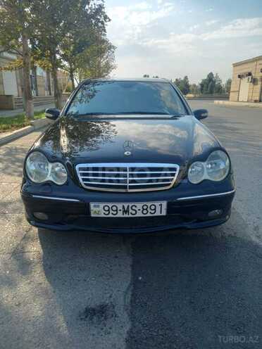 Mercedes C 230 2005, 235,000 km - 2.5 l - Yevlax