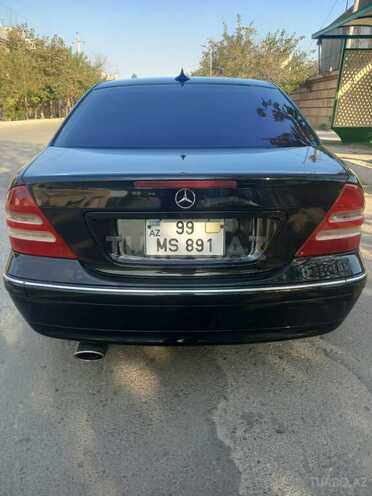 Mercedes C 230 2005, 235,000 km - 2.5 l - Yevlax