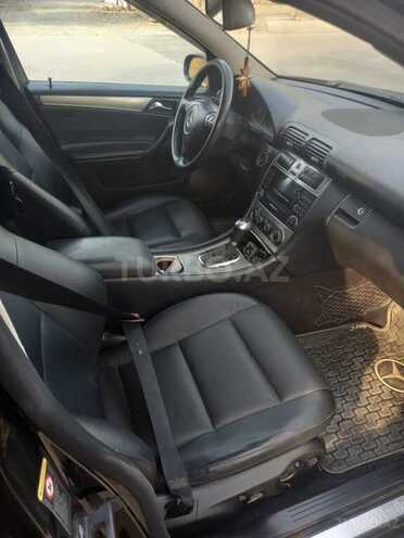 Mercedes C 230 2005, 235,000 km - 2.5 l - Yevlax