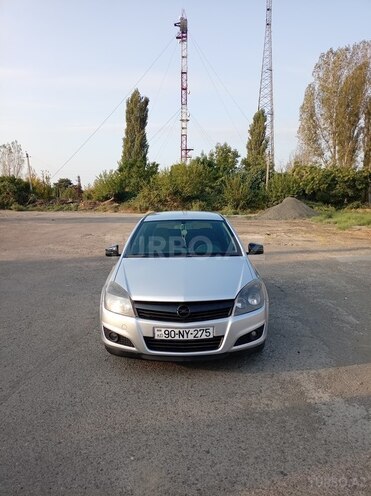 Opel Astra 2009, 281,261 km - 1.4 l - Mingəçevir