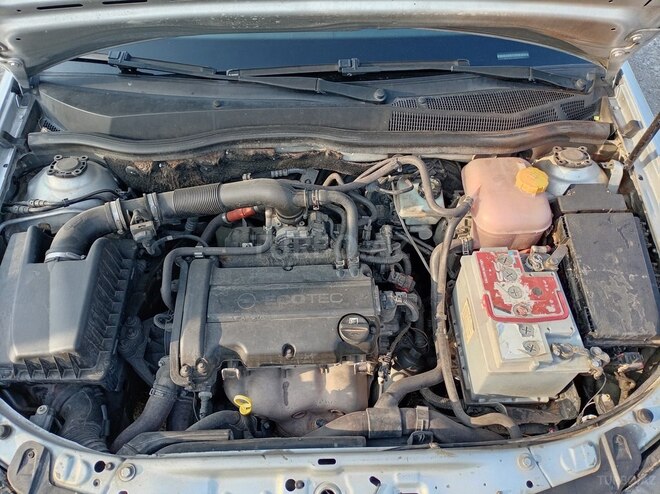 Opel Astra 2009, 281,261 km - 1.4 l - Mingəçevir